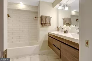 919 O St NW, Washington, DC 20001 - Photo 19