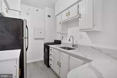 1711 Massachusetts Avenue NW #410, Washington, DC 20036 - Photo 5