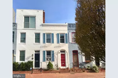 915 Hughes Mews NW, Washington, DC 20037 - Photo 1