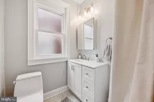 2025 13th St NW, Washington, DC 20009 - Photo 21