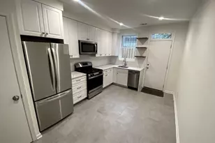 627 Acker NE, Washington, DC 20002 - Photo 7
