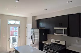 1229 Trenton Pl SE, Washington, DC 20032 - Photo 5