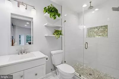 22 Rhode Island Avenue NW #2, Washington, DC 20001 - Photo 17