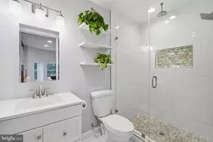 22 Rhode Island Ave NW, Washington, DC 20001 - Photo 17