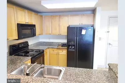 777 NW 7th Street NW #906, Washington, DC 20001 - Photo 13
