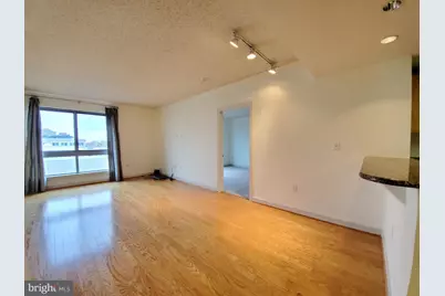 777 NW 7th Street NW #906, Washington, DC 20001 - Photo 17