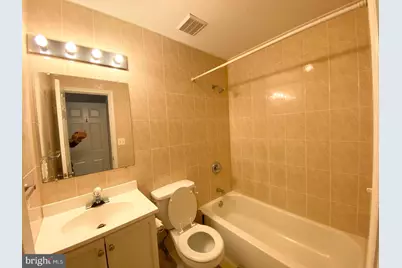1702 Lincoln Road NE #2, Washington, DC 20002 - Photo 7