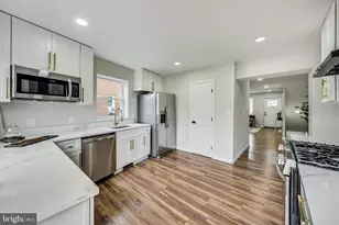 720 Hilltop Terrace SE, Washington, DC 20019 - Photo 7