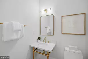 626 A St NE, Washington, DC 20002 - Photo 5