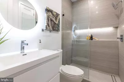 808 13th Street NE #UNIT B, Washington, DC 20002 - Photo 15