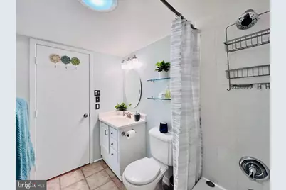 2111 Wisconsin Avenue NW #110, Washington, DC 20007 - Photo 13