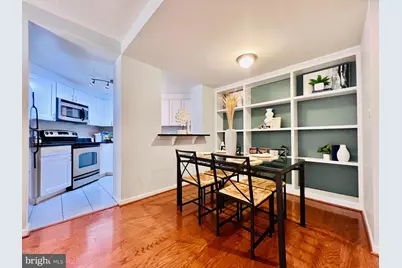 2111 Wisconsin Avenue NW #110, Washington, DC 20007 - Photo 5
