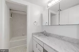 308 East Capitol St NE, Washington, DC 20003 - Photo 29