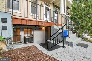 1428 Independence Ave SE, Washington, DC 20003 - Photo 25