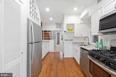 1428 Independence Avenue SE, Washington, DC 20003 - Photo 11