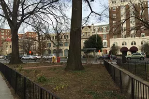 1930 New Hampshire Ave NW, Washington, DC 20009 - Photo 51