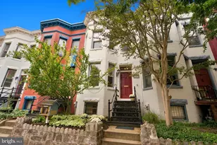 315 E St SE, Washington, DC 20003 - Photo 1
