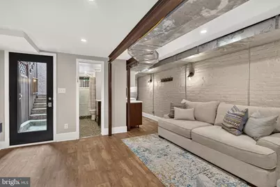 315 E Street SE, Washington, DC 20003 - Photo 37