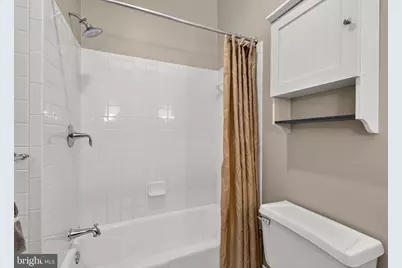 315 E Street SE, Washington, DC 20003 - Photo 25