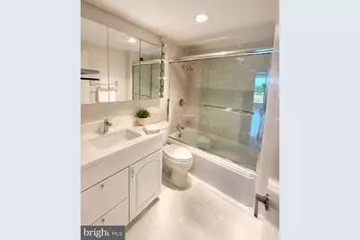 1435 4th Street SW #B711, Washington, DC 20024 - Photo 7