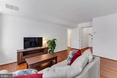3711 39th Street NW #C189, Washington, DC 20016 - Photo 7