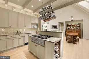 2927 44th St NW, Washington, DC 20016 - Photo 19