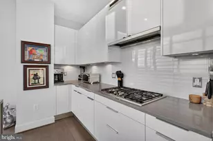 45 Sutton Square SW, Washington, DC 20024 - Photo 31