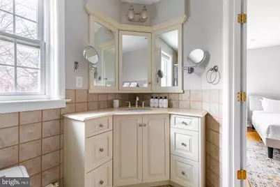 2243 NW 40th Street NW, Washington, DC 20007 - Photo 25