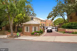 1620 Beekman Pl NW, Washington, DC 20009 - Photo 25