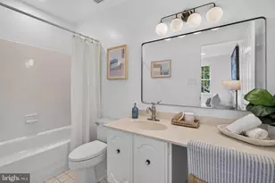 1620 Beekman Pl NW, Washington, DC 20009 - Photo 23