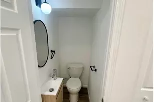 623 18th St NE, Washington, DC 20002 - Photo 9