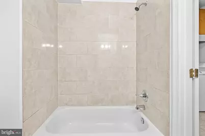 1508 V Street SE #4, Washington, DC 20020 - Photo 5