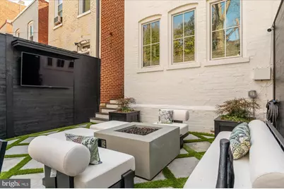 2733 P Street NW, Washington, DC 20007 - Photo 29