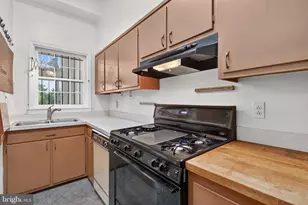 312 D St NE, Washington, DC 20002 - Photo 15