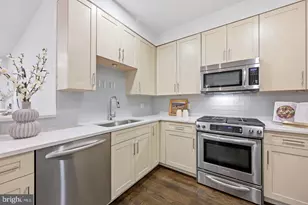 1696 Lanier Pl NW, Washington, DC 20009 - Photo 7