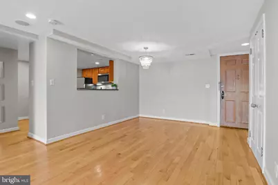 1080 Wisconsin Avenue NW #2012, Washington, DC 20007 - Photo 13