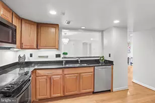 1080 Wisconsin Ave NW, Washington, DC 20007 - Photo 15