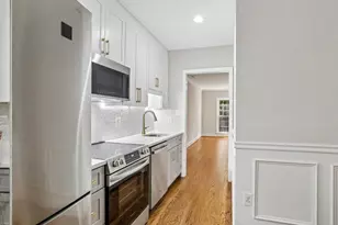 3217 Sutton Pl NW, Washington, DC 20016 - Photo 9