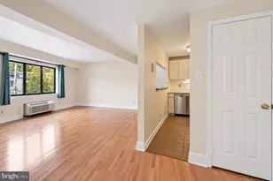 1825 T St NW, Washington, DC 20009 - Photo 9