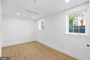 3421 Wisconsin Ave NW, Washington, DC 20016 - Photo 9