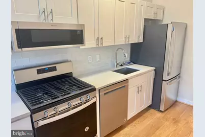 2009 Benning Road NE #4, Washington, DC 20002 - Photo 3