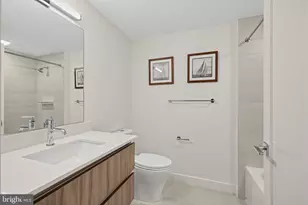 37 L St SE, Washington, DC 20003 - Photo 11