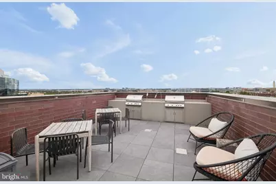 37 L Street SE #401, Washington, DC 20003 - Photo 15