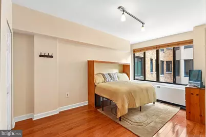 1701 16th Street NW #404, Washington, DC 20009 - Photo 3