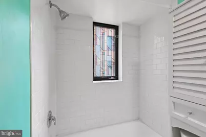 1701 16th Street NW #404, Washington, DC 20009 - Photo 5