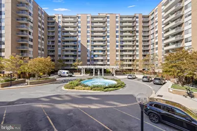 3001 Veazey Terrace NW #426, Washington, DC 20008 - Photo 3