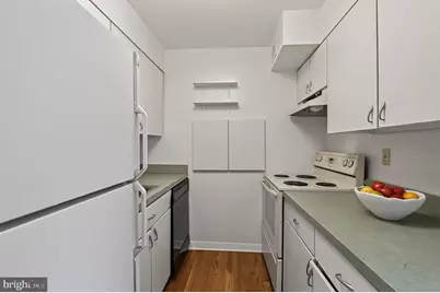 2501 Calvert Street NW #301, Washington, DC 20008 - Photo 11