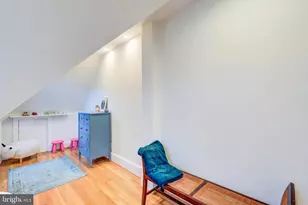1717 Lamont St NW, Washington, DC 20010 - Photo 31