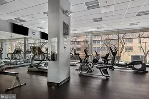 355 I Street SW, Washington, DC 20024 - Photo 29