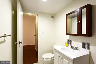 522 21st St NW, Washington, DC 20006 - Photo 9